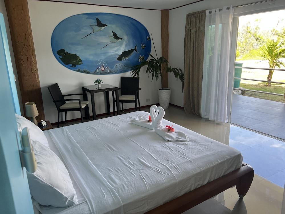 La Estrella Beach Resort and Cabilao Dive Center