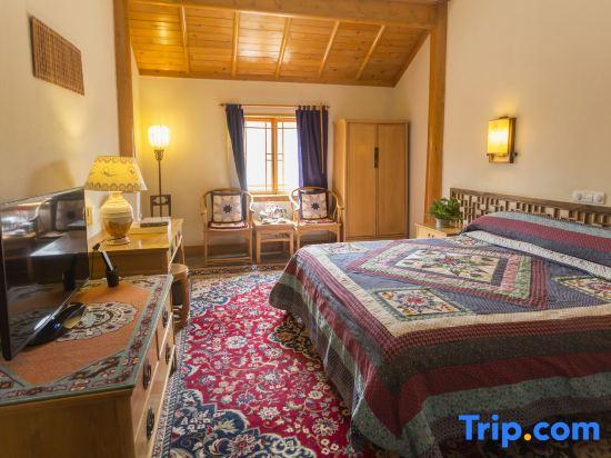 The Silk Road Dunhuang Hotel