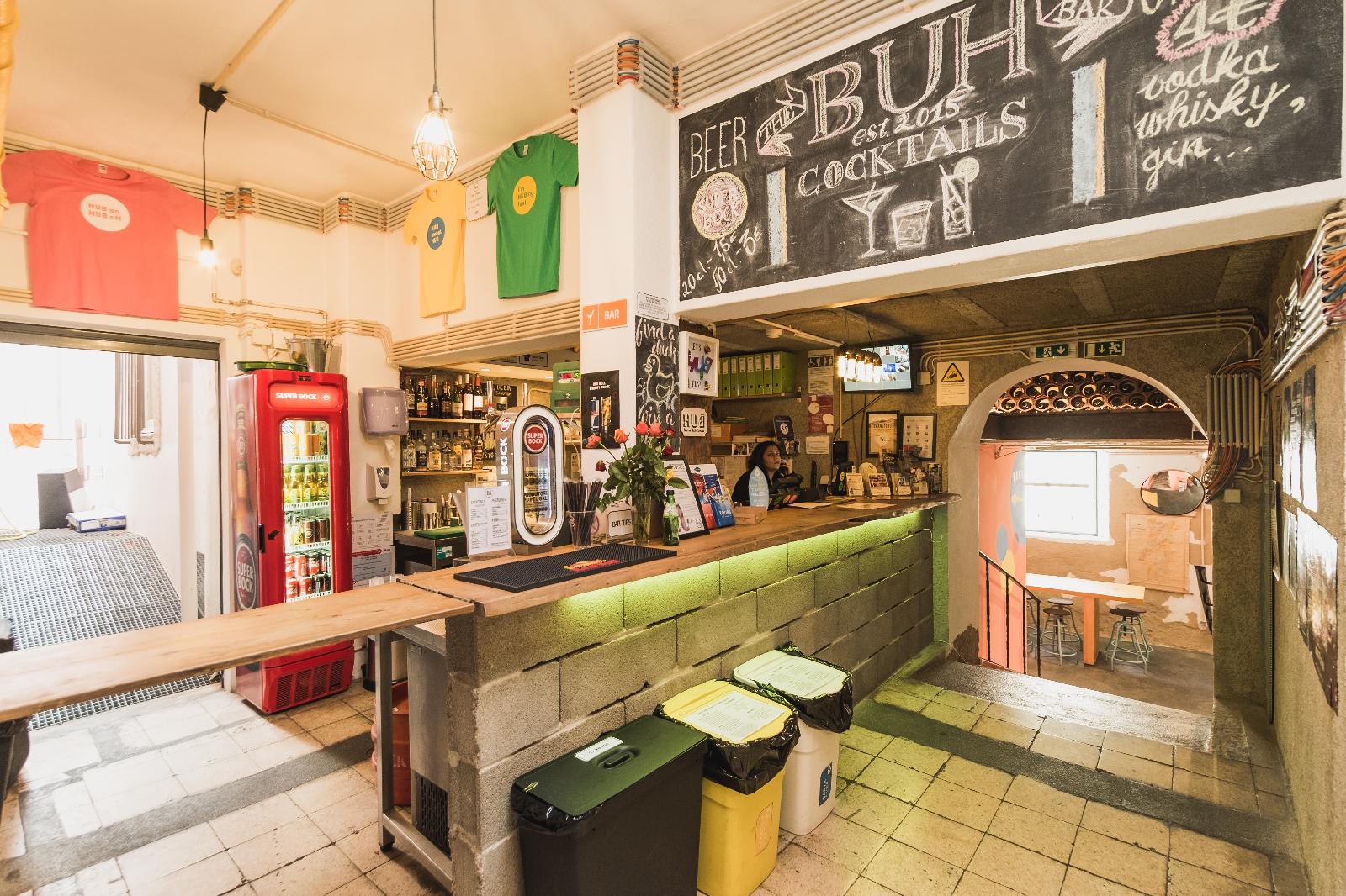 Hub New Lisbon Hostel