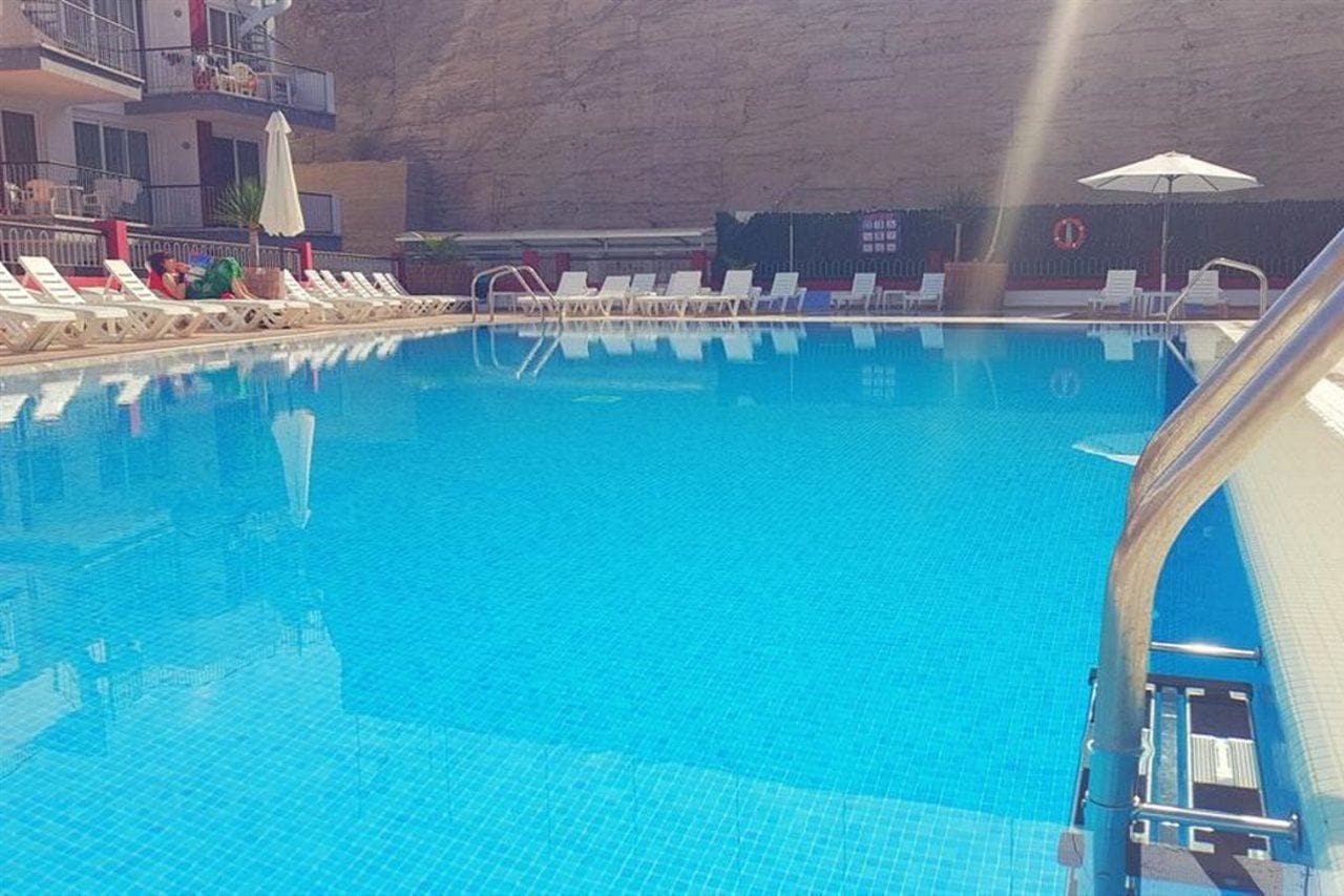 Arena Suites
