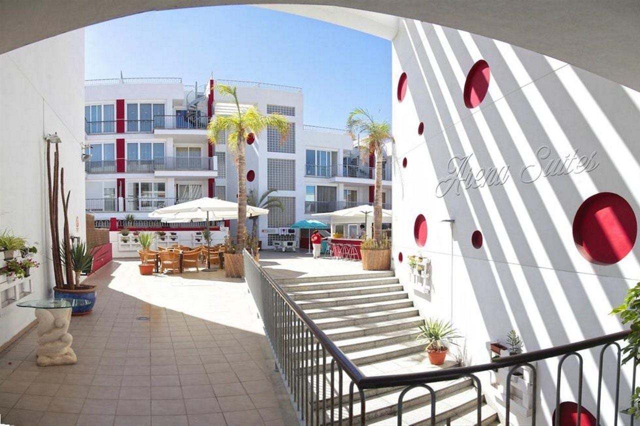 Arena Suites