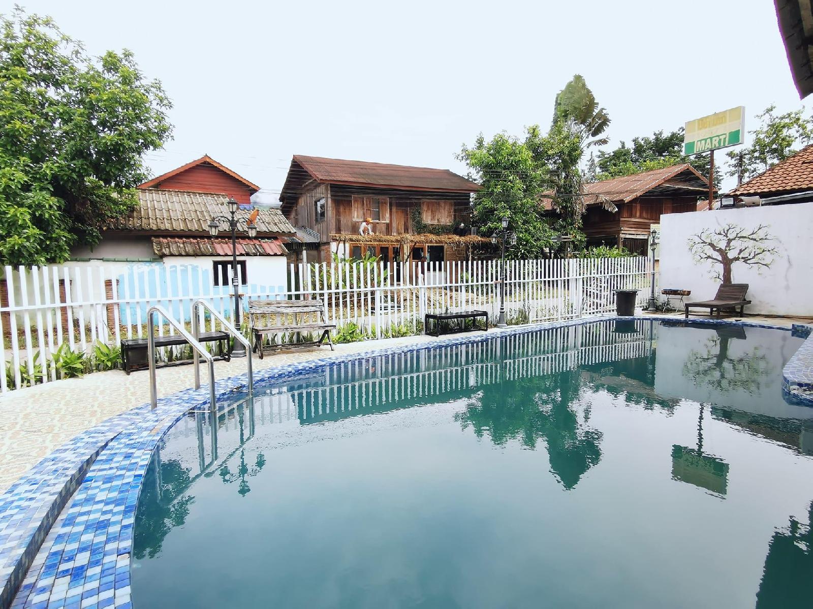 Mountain View Riverside Boutique Hotel