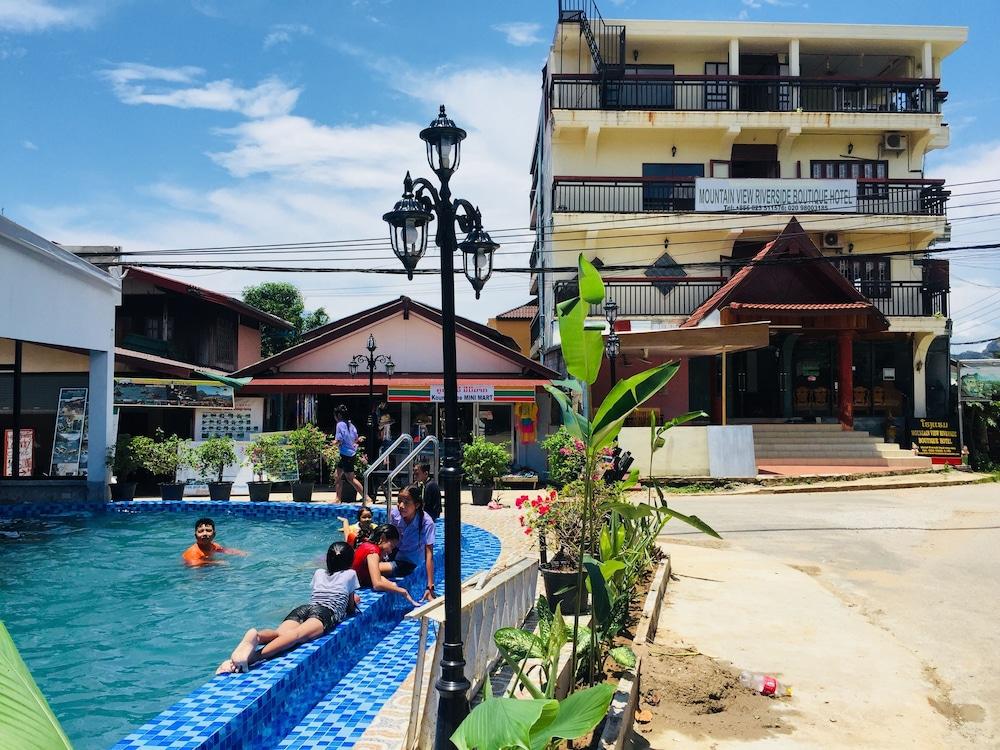 Mountain View Riverside Boutique Hotel
