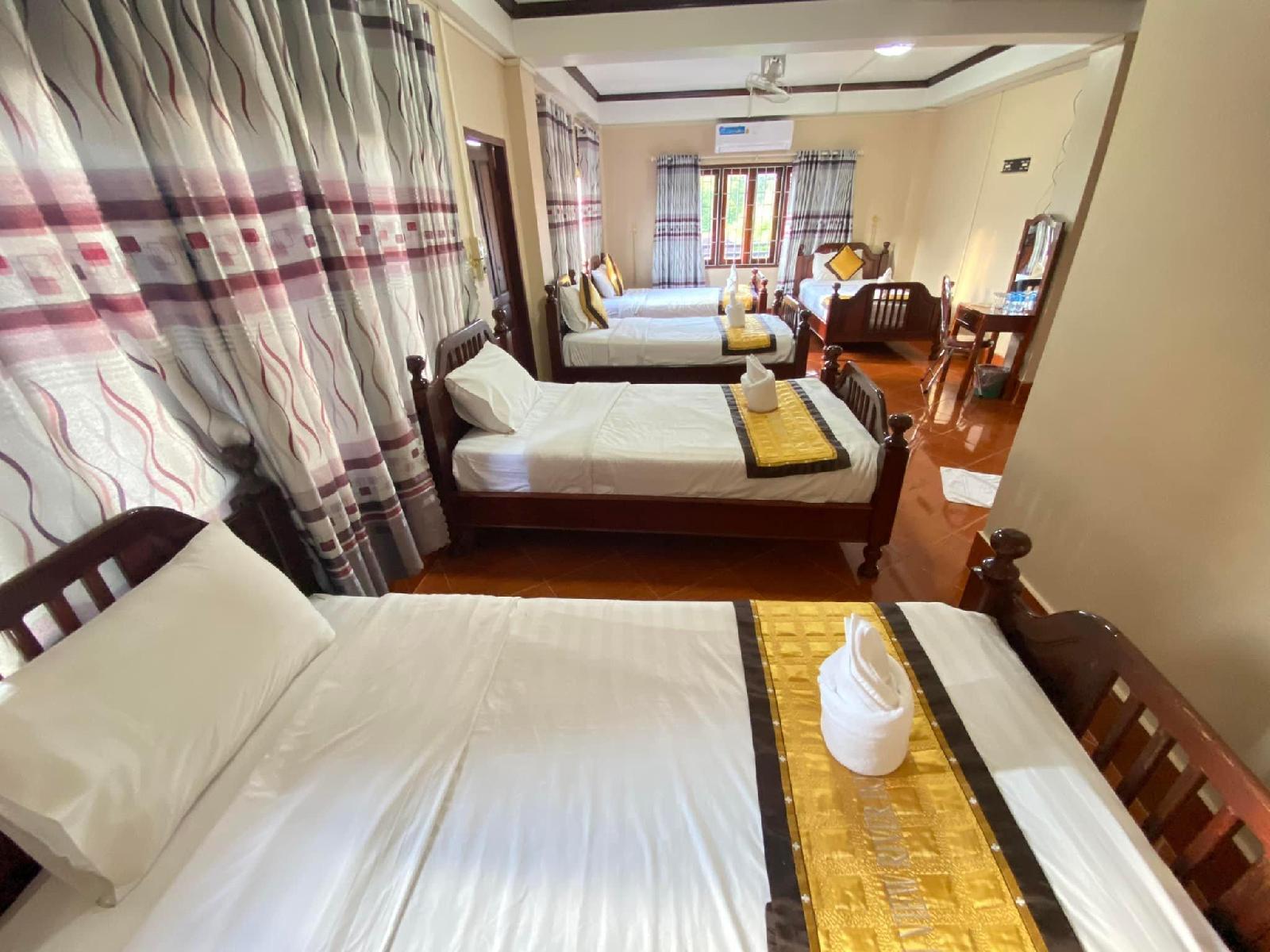 Mountain View Riverside Boutique Hotel
