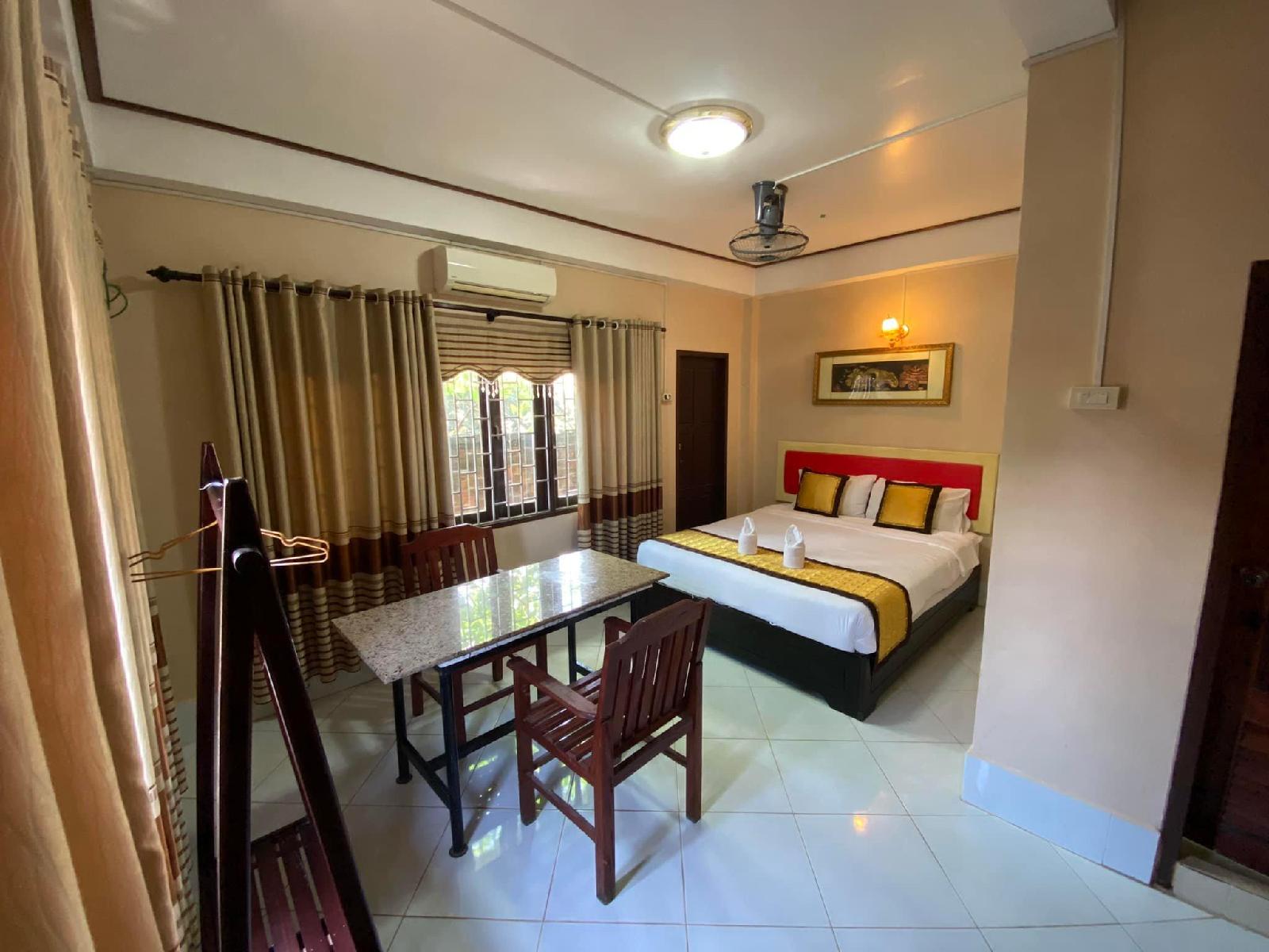 Mountain View Riverside Boutique Hotel