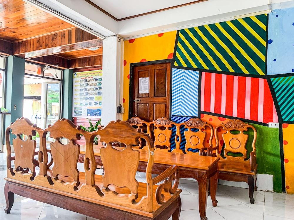 Mountain View Riverside Boutique Hotel
