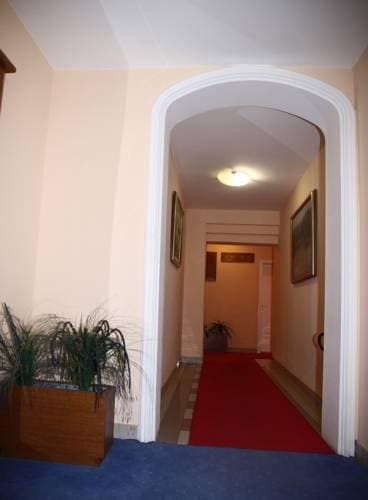Garni Hotel PBG