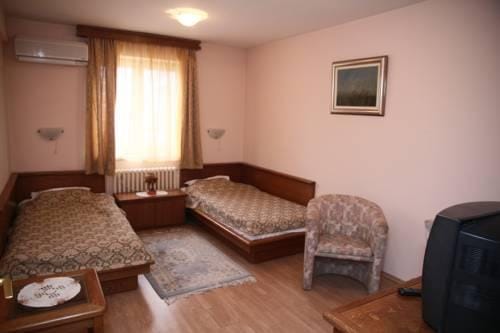 Garni Hotel PBG