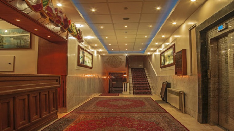Theran Sasan Hotel