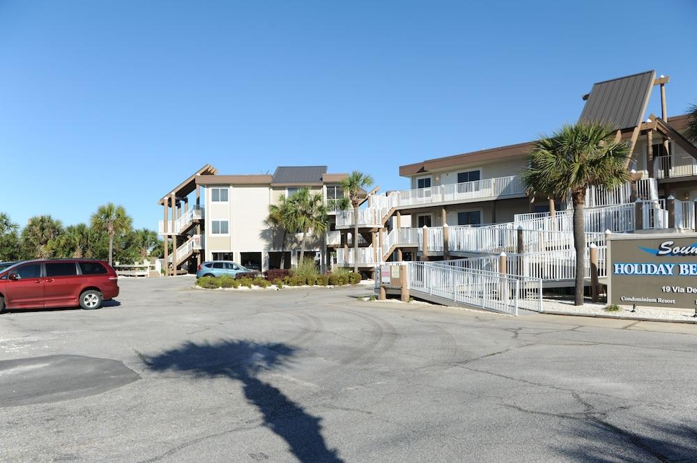 Soundside Holiday Beach Resort