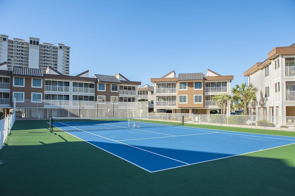 Soundside Holiday Beach Resort