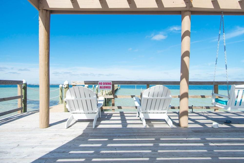 Soundside Holiday Beach Resort