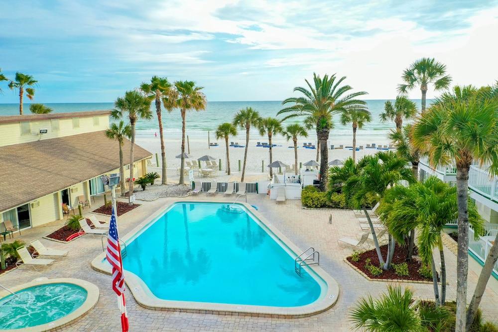 Grand Shores West