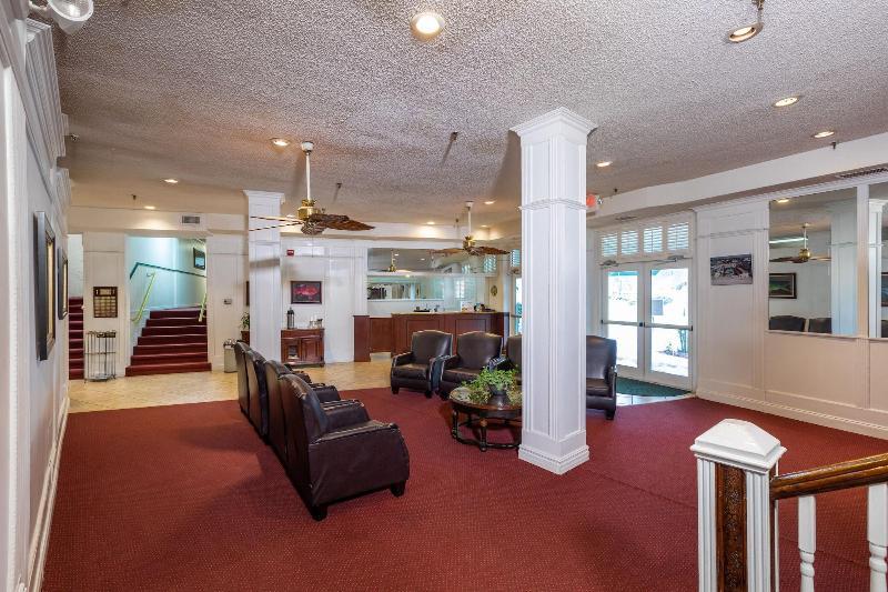 Grand Shores West
