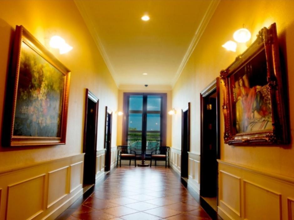 Chateau de Khaoyai Hotel & Resort