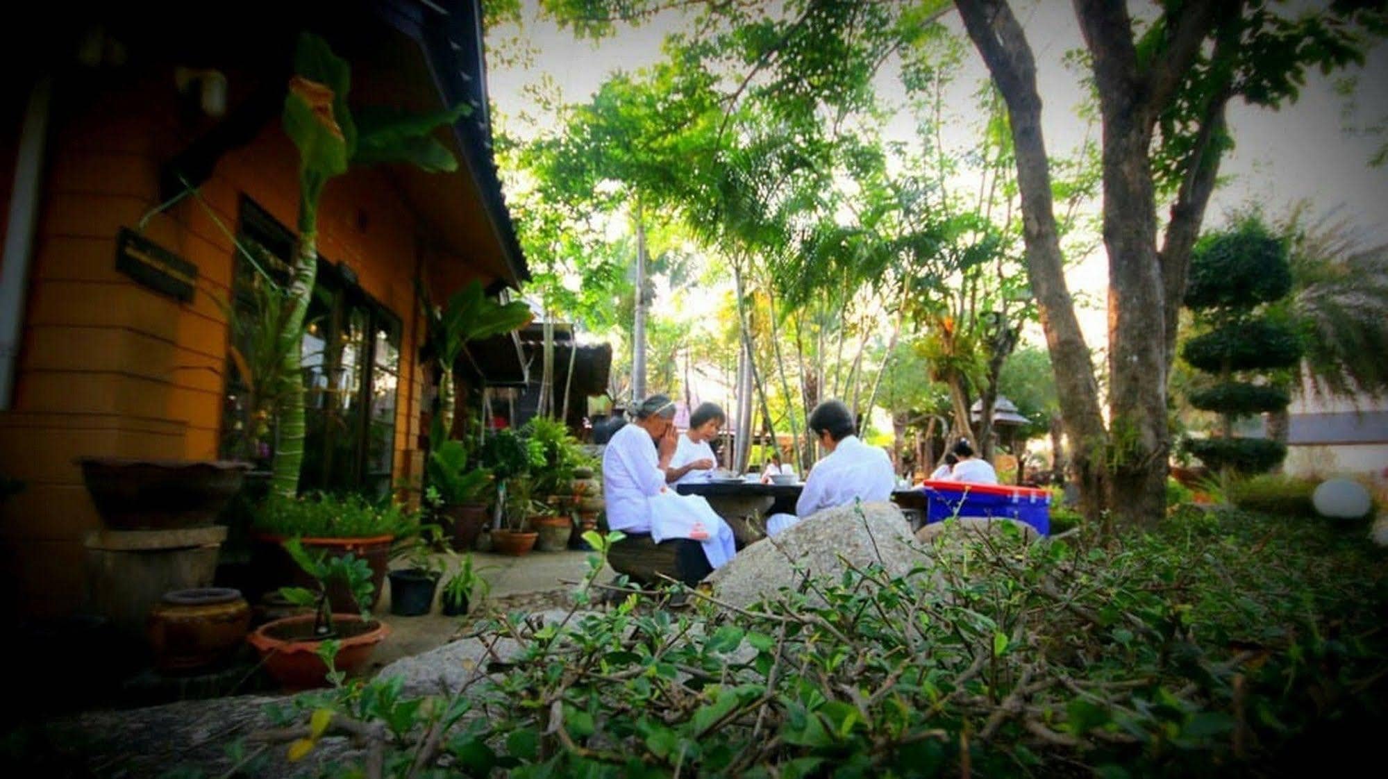 Prachuab Garden View Resort