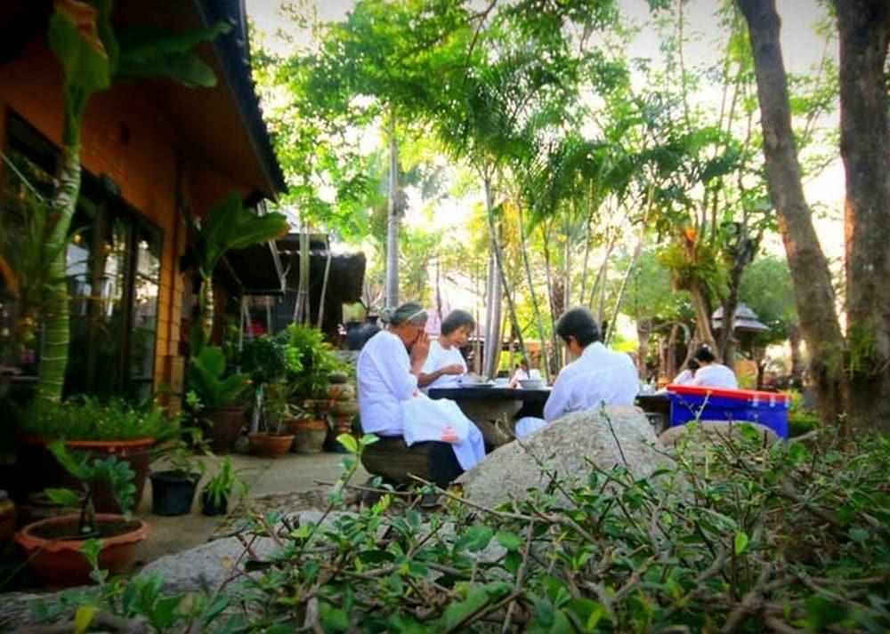 Prachuab Garden View Resort