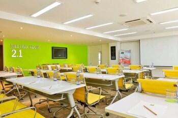 ibis Styles Yangon Stadium