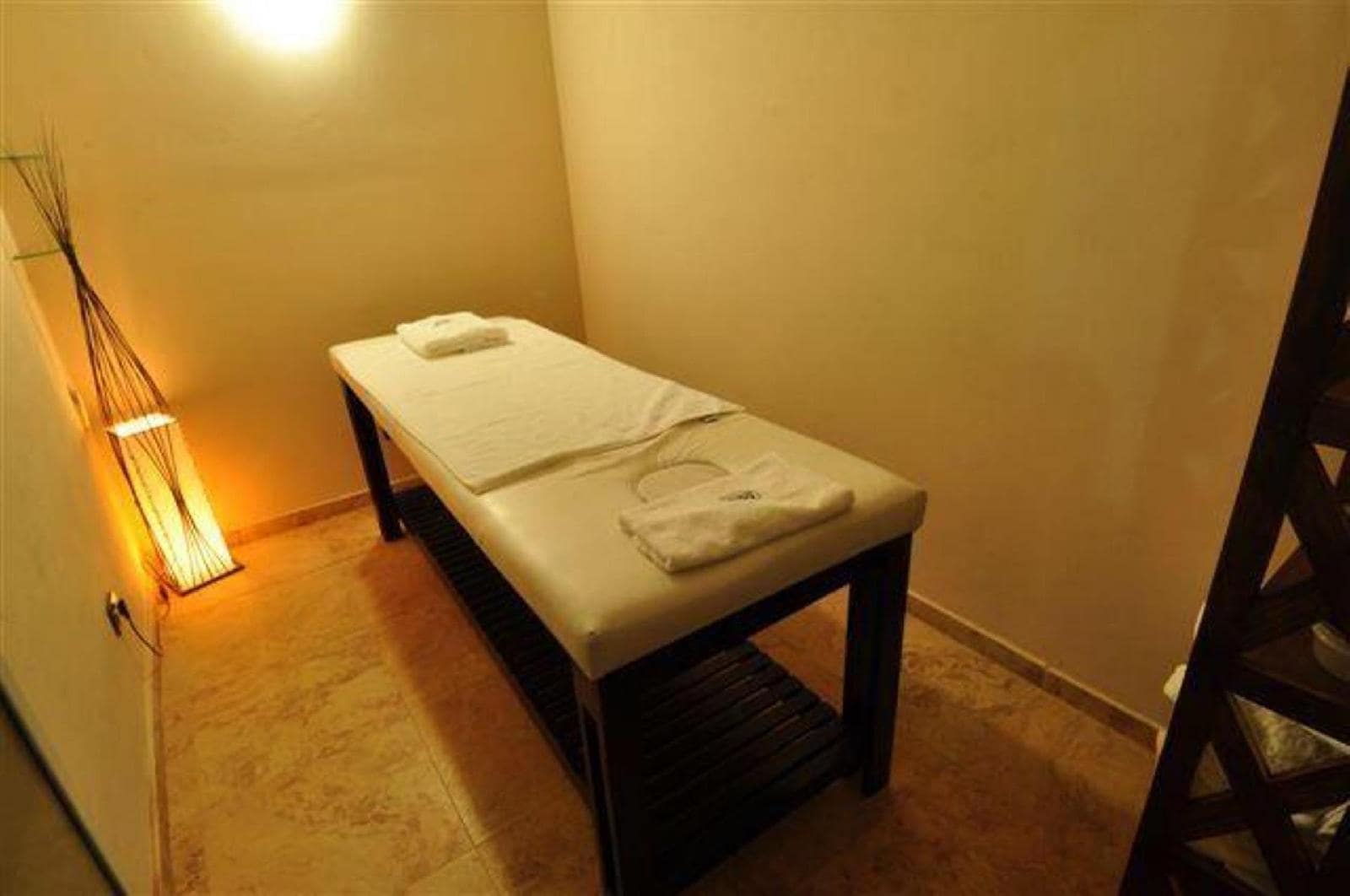 Mallak Apart Hotel