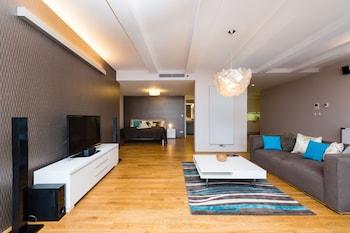 Empirent Apartments