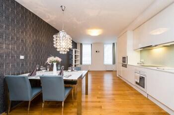 Empirent Apartments