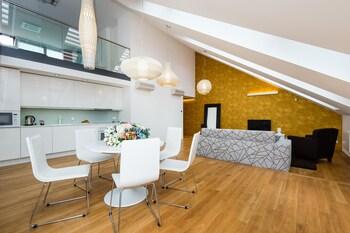 Empirent Apartments