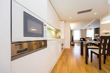 Empirent Apartments