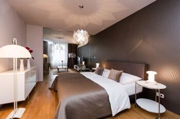 Empirent Apartments
