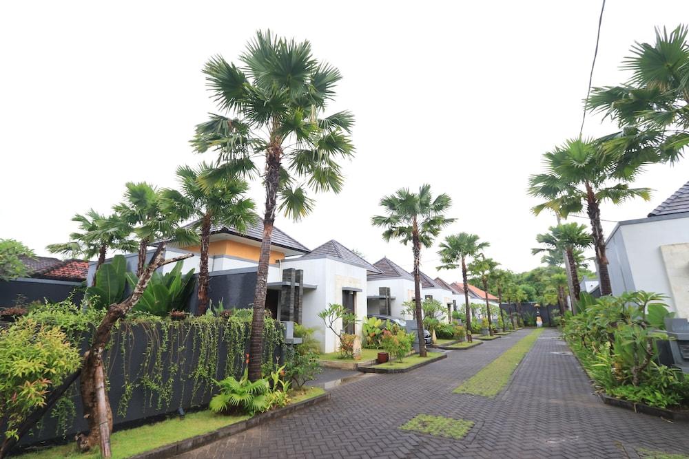 Villa Umah D’Kampoeng by Orange