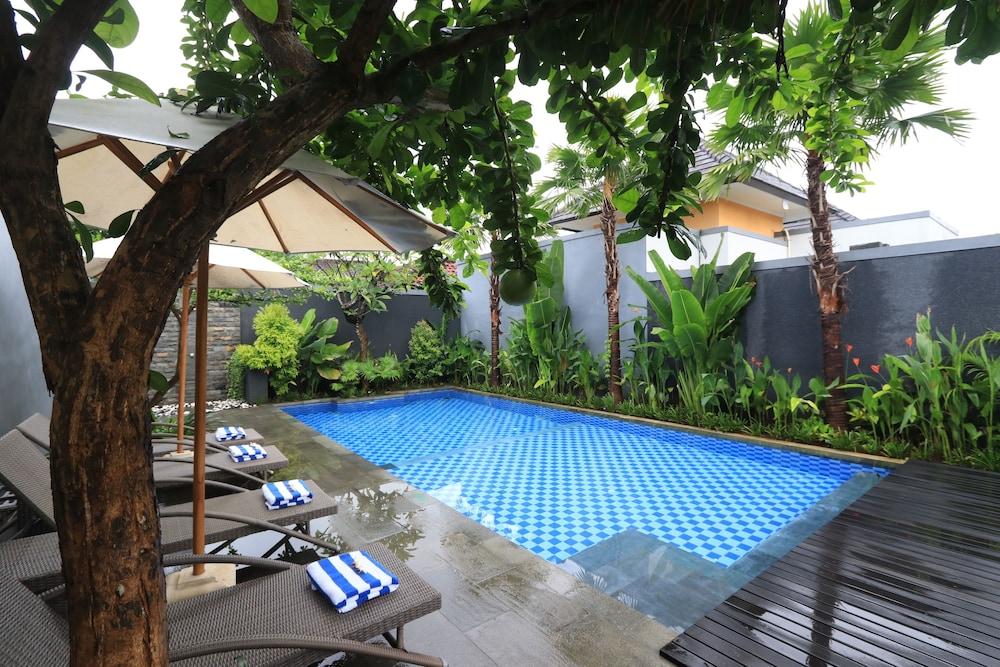 Villa Umah D’Kampoeng by Orange