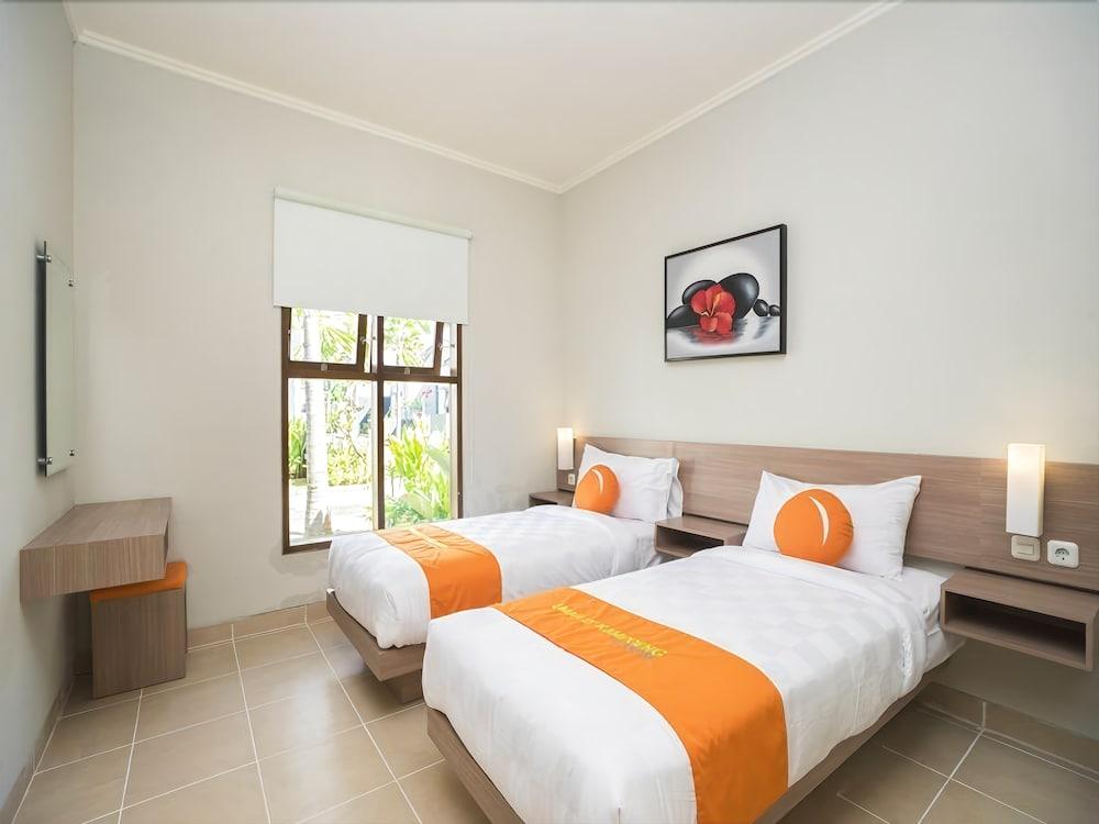 Villa Umah D’Kampoeng by Orange