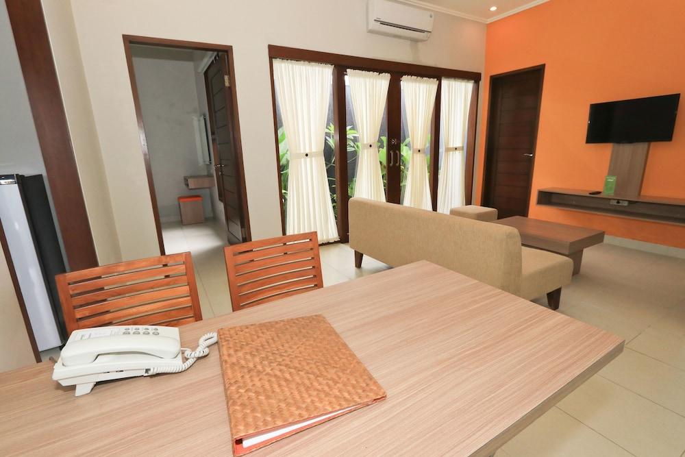 Villa Umah D’Kampoeng by Orange