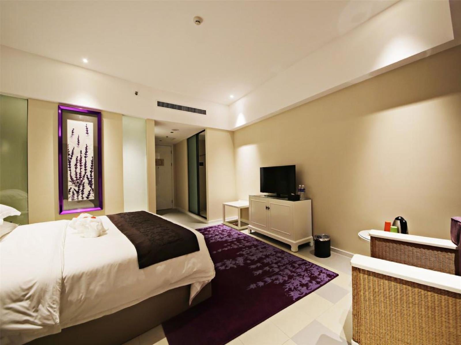 Howard Johnson City Of Flower Hotel Kunming
