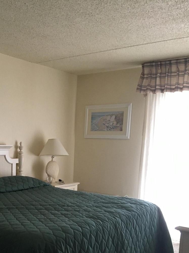 Brigantine Beach Club