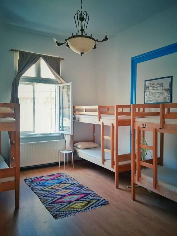 Little Bucharest - Old Town Hostel