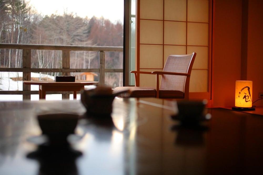 Tsutaya Tokinoyado Kazari