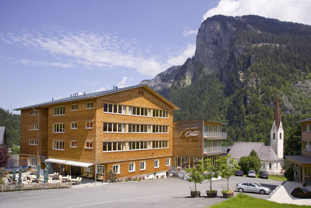Hotel Adler