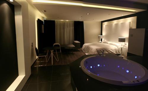 Kadrit Hotel