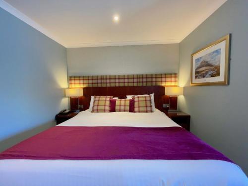 Clan Macduff Hotel
