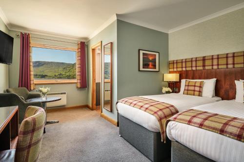 Clan Macduff Hotel