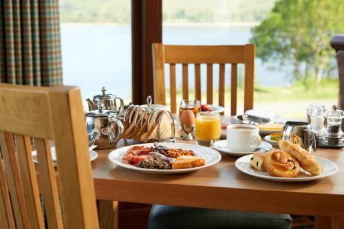 Clan Macduff Hotel