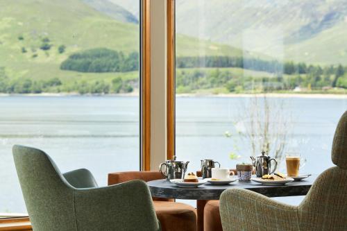 Clan Macduff Hotel