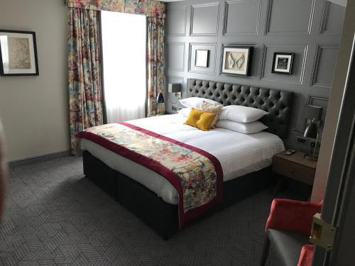The Angel Hotel