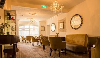 The Royal Alexandra Hotel