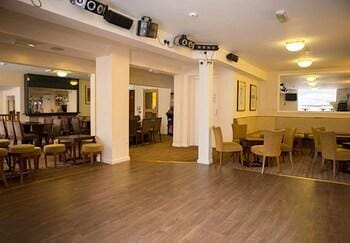 The Royal Alexandra Hotel