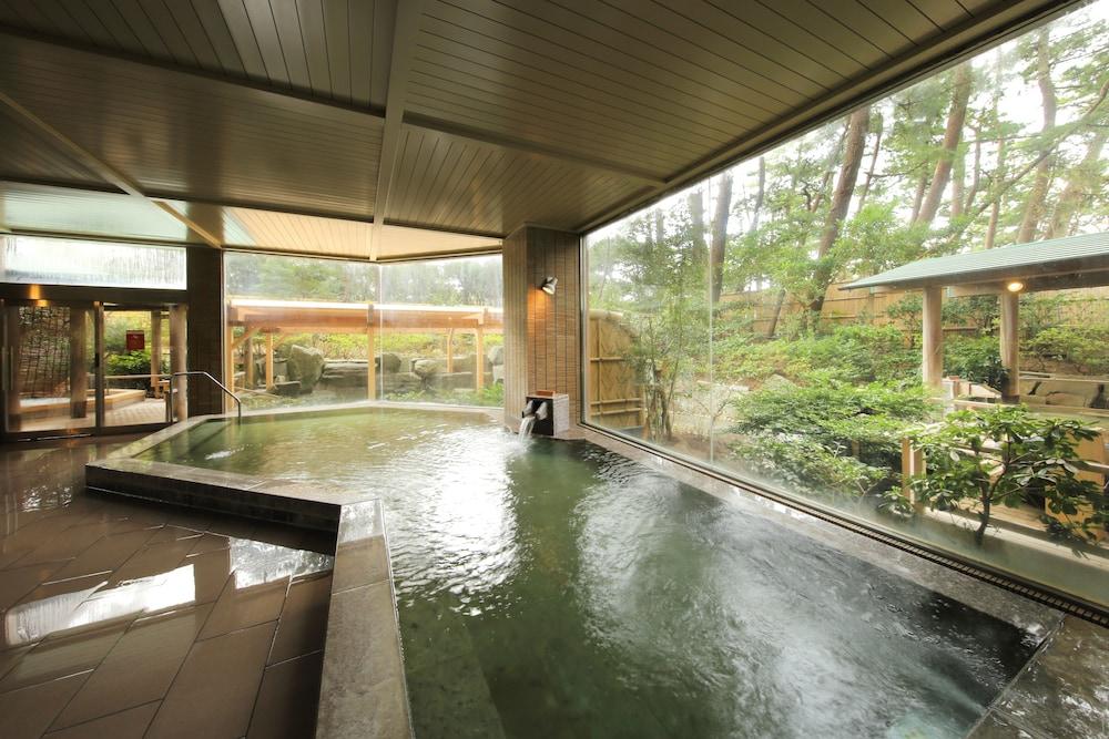 Kamogawakan Ryokan