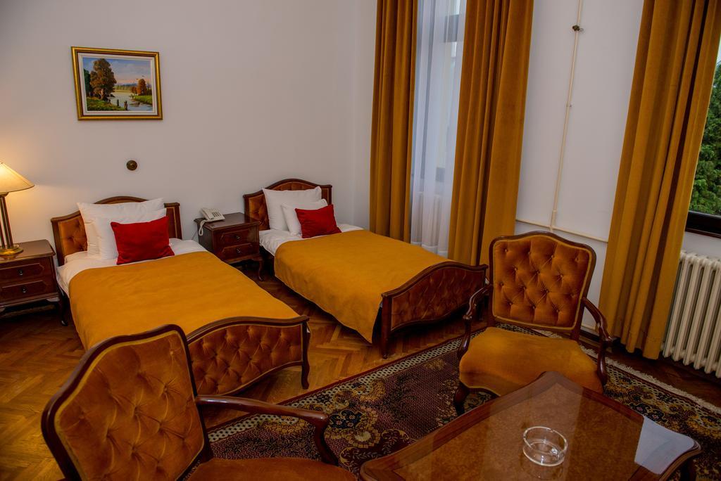 Grand Hotel