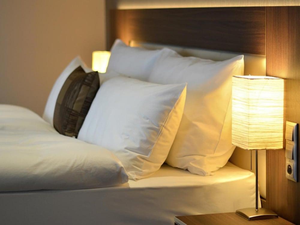 AZUL Hotel & Restaurant