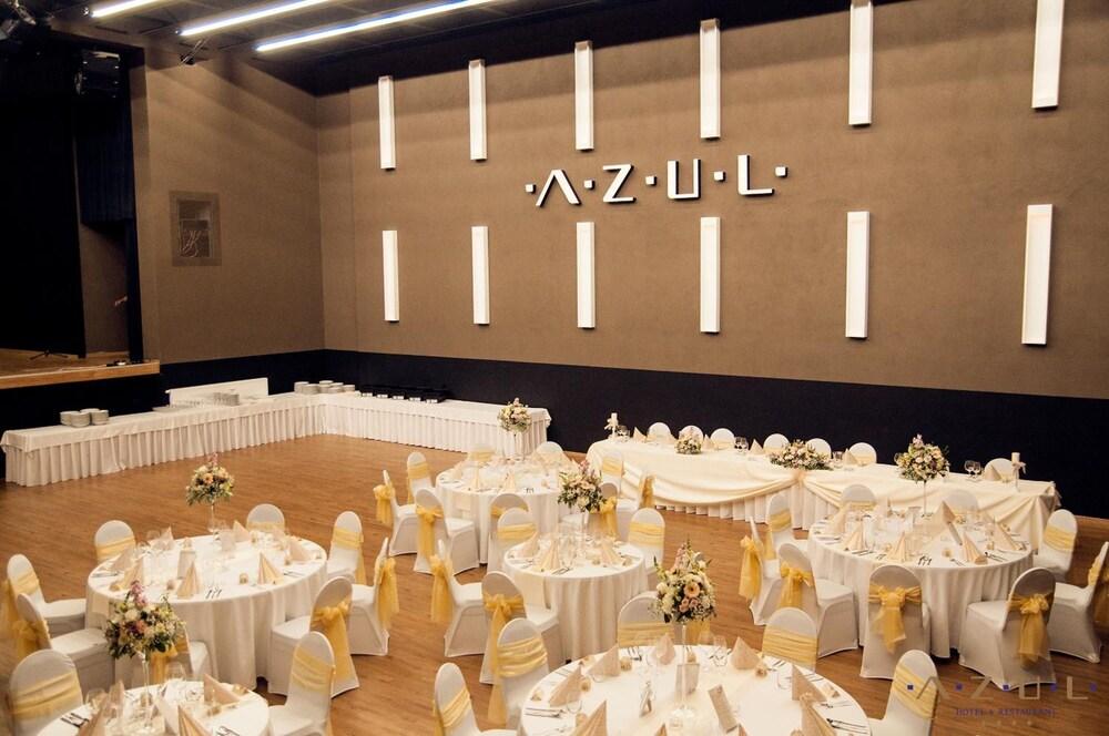 AZUL Hotel & Restaurant