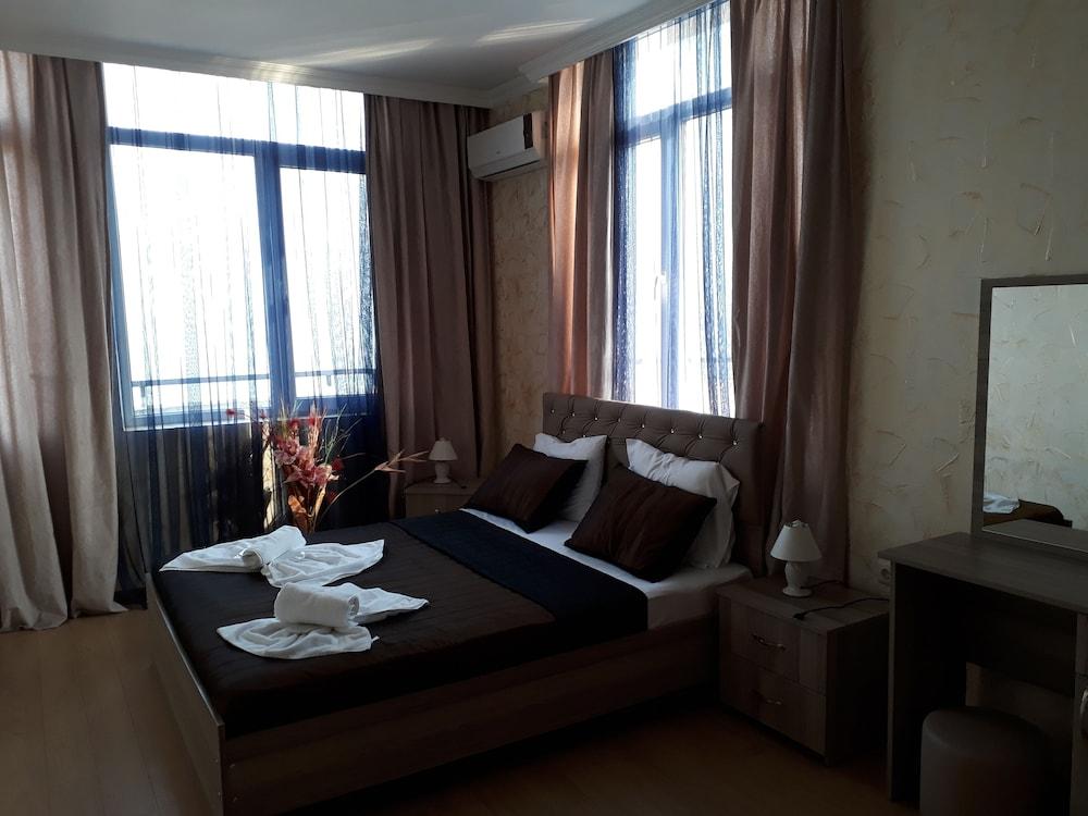 Hotel Penthouse Batumi